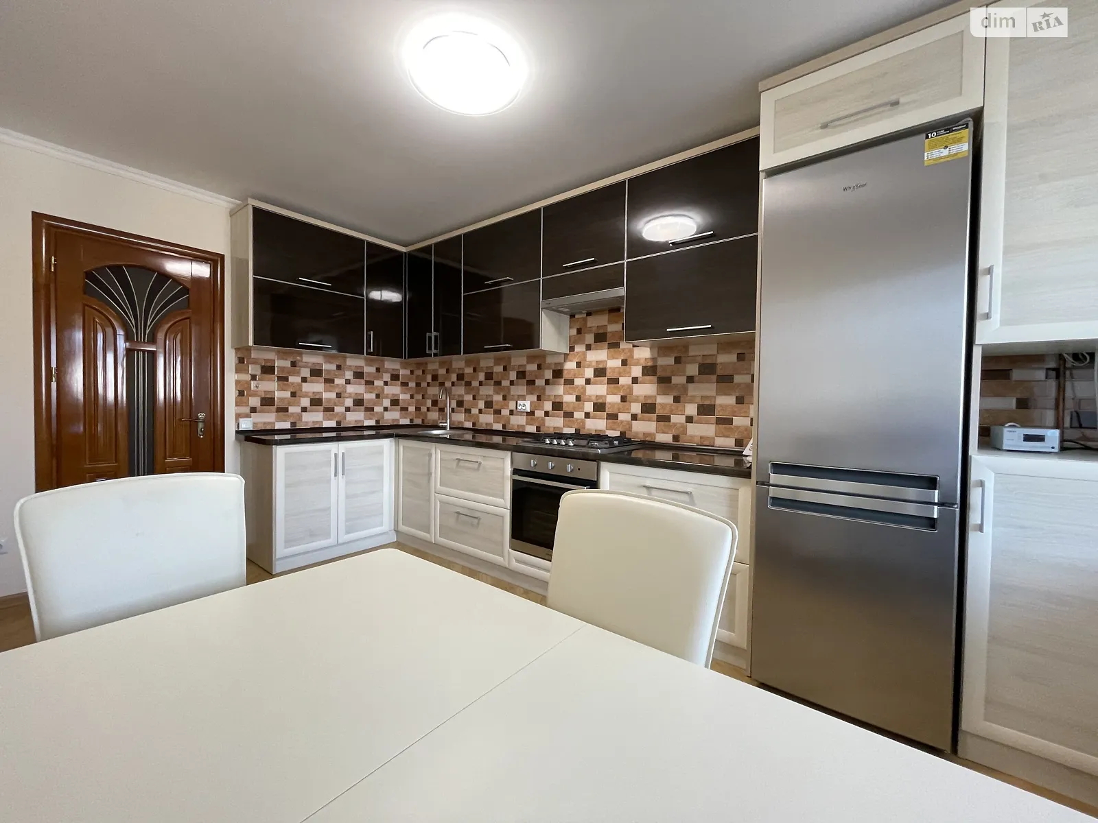 2-комнатная квартира 67 кв. м в Тернополе, ул. Карпенко - фото 1