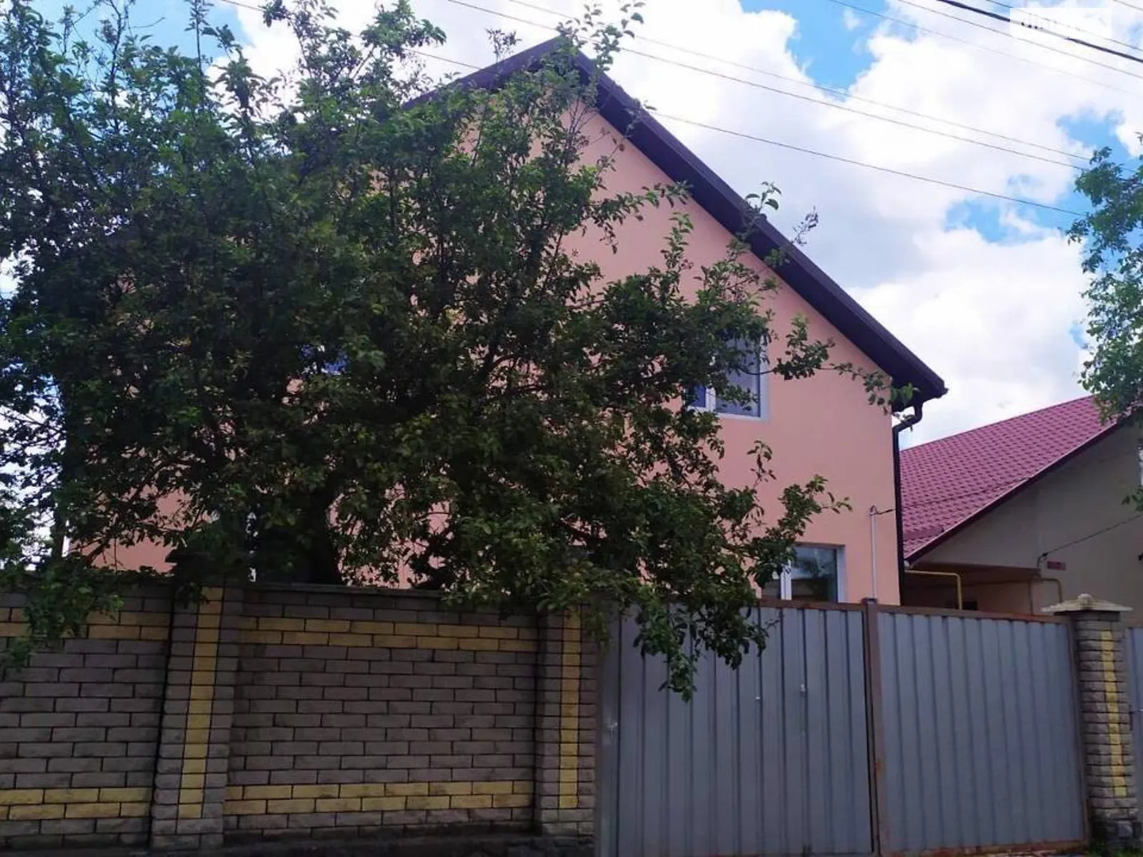 Продается дом на 2 этажа 189.3 кв. м с подвалом, цена: 156000 $ - фото 1
