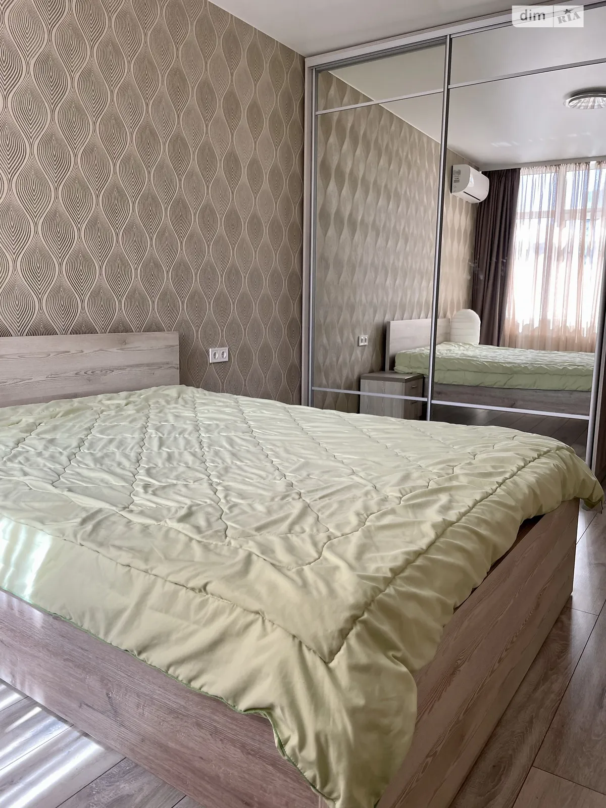 Здається в оренду 1-кімнатна квартира 45 кв. м у Києві, просп. Європейського Союзу(Правди), 43 - фото 1