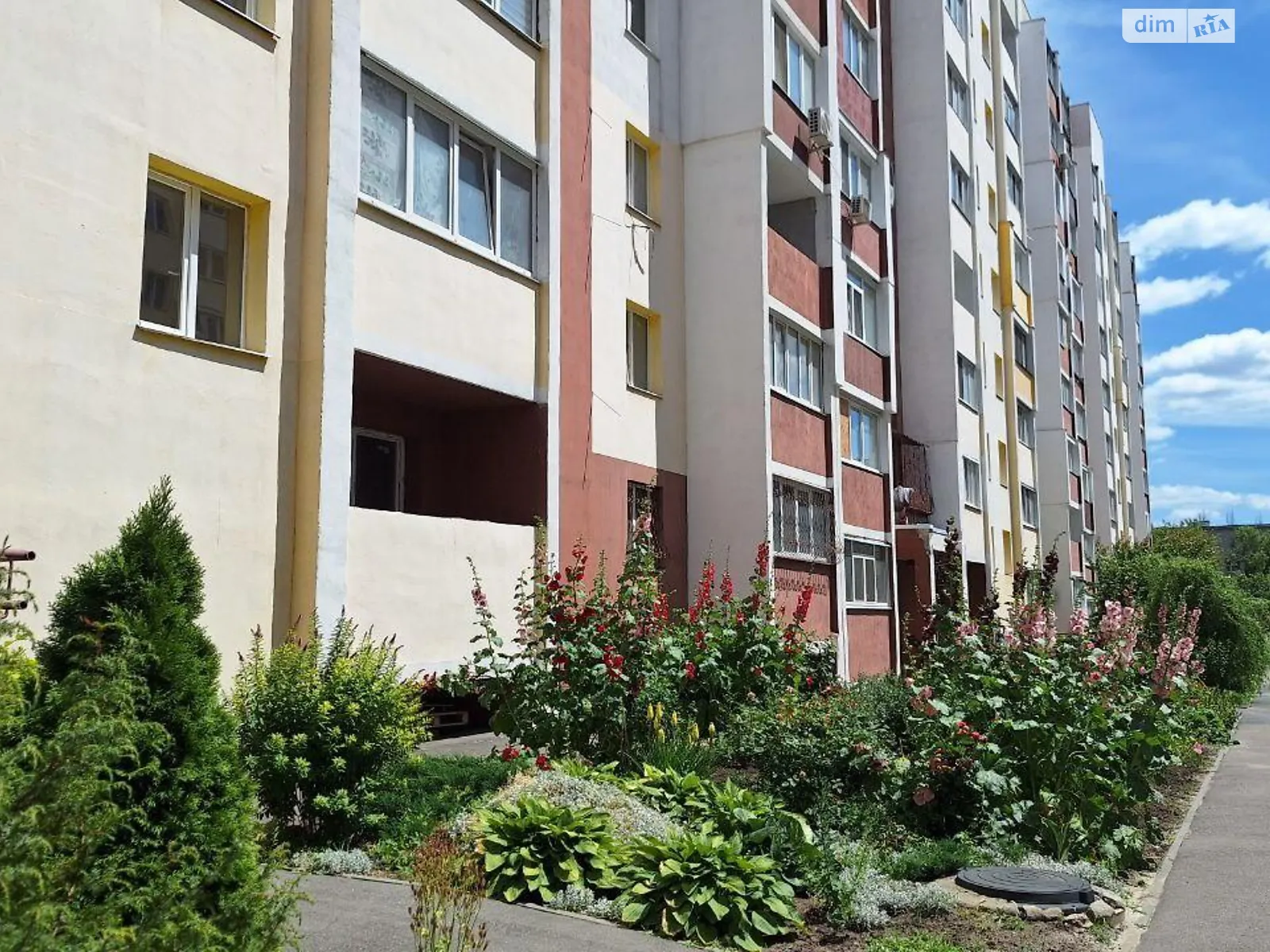 Продается 3-комнатная квартира 74 кв. м в Харькове, ул. Драгоманова, 6Г - фото 1