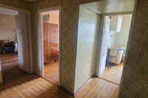Сниму квартиру в Краснограде долгосрочно