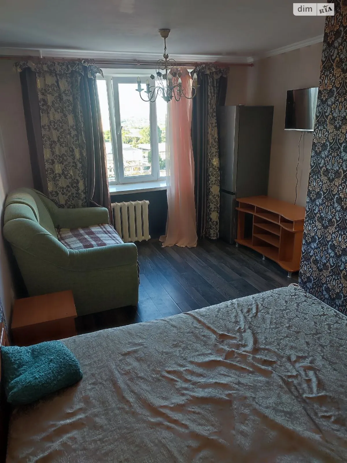 Здається в оренду кімната 18 кв. м у Хмельницькому, цена: 4500 грн - фото 1