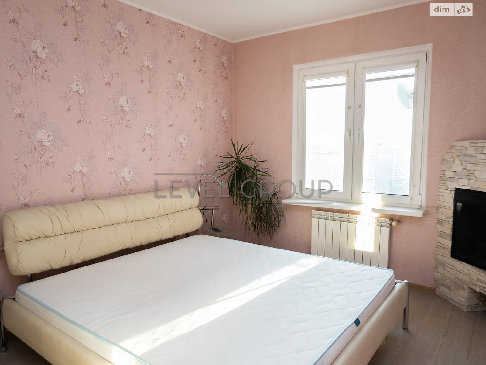 Продается 2-комнатная квартира 74.5 кв. м в Киеве, просп. Европейского Союза(Правды), 31А - фото 1