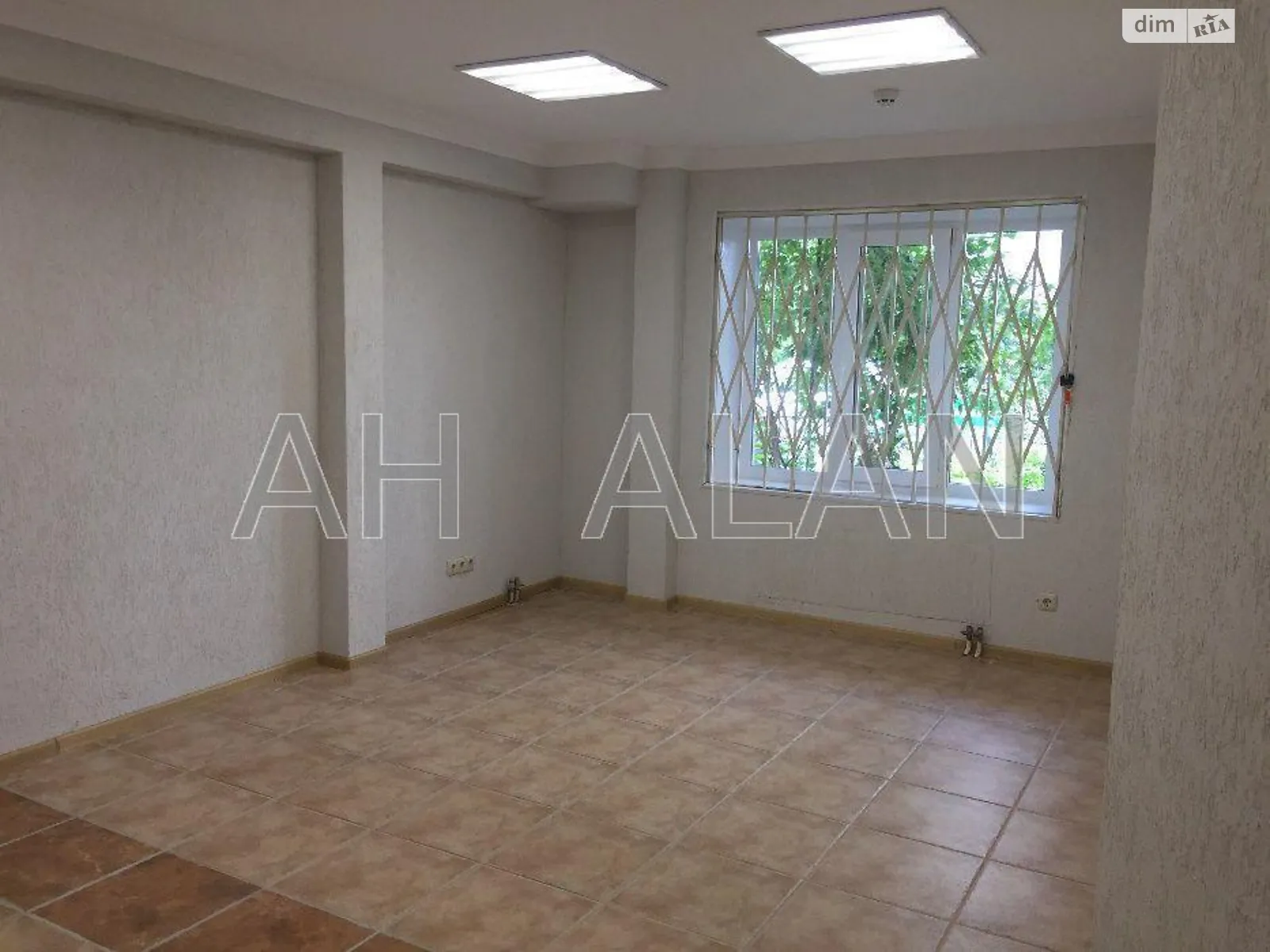 Сдается в аренду офис 125 кв. м в бизнес-центре, цена: 57000 грн - фото 1