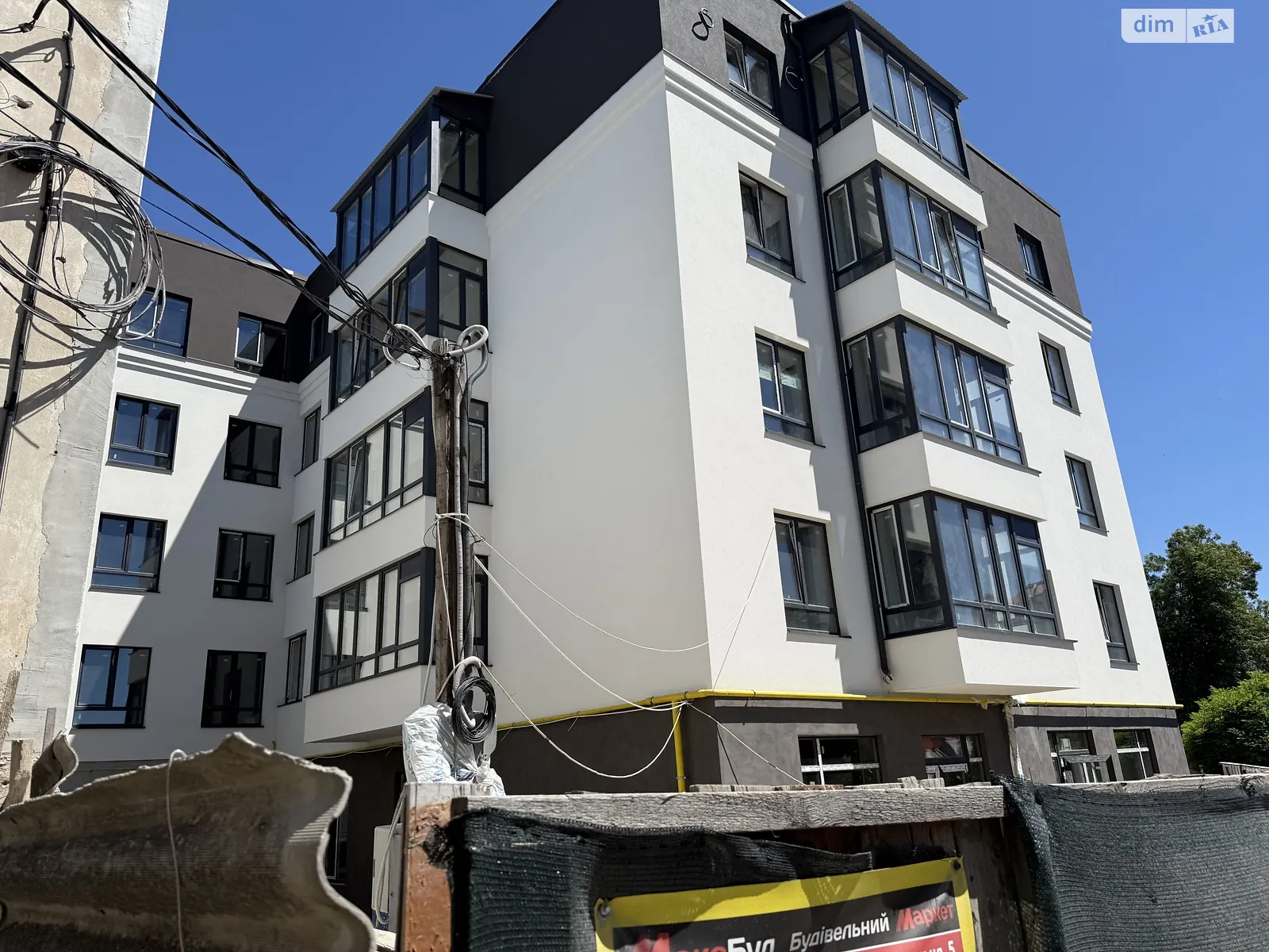 2-кімнатна квартира 65.3 кв. м у Тернополі, вул. Глиняна, 23 - фото 1