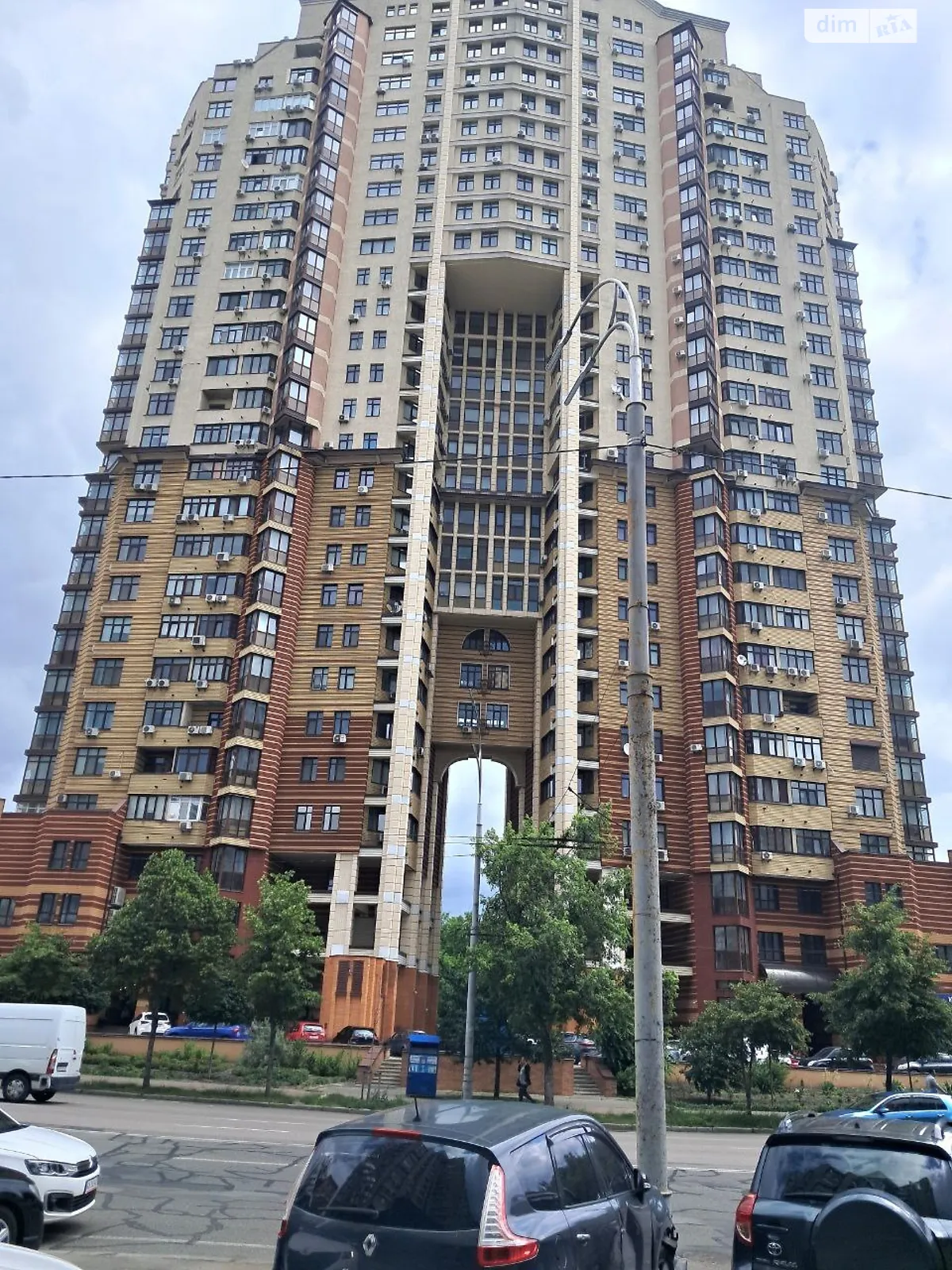 Продается 2-комнатная квартира 79.6 кв. м в Киеве, ул. Соломенская, 15А - фото 1