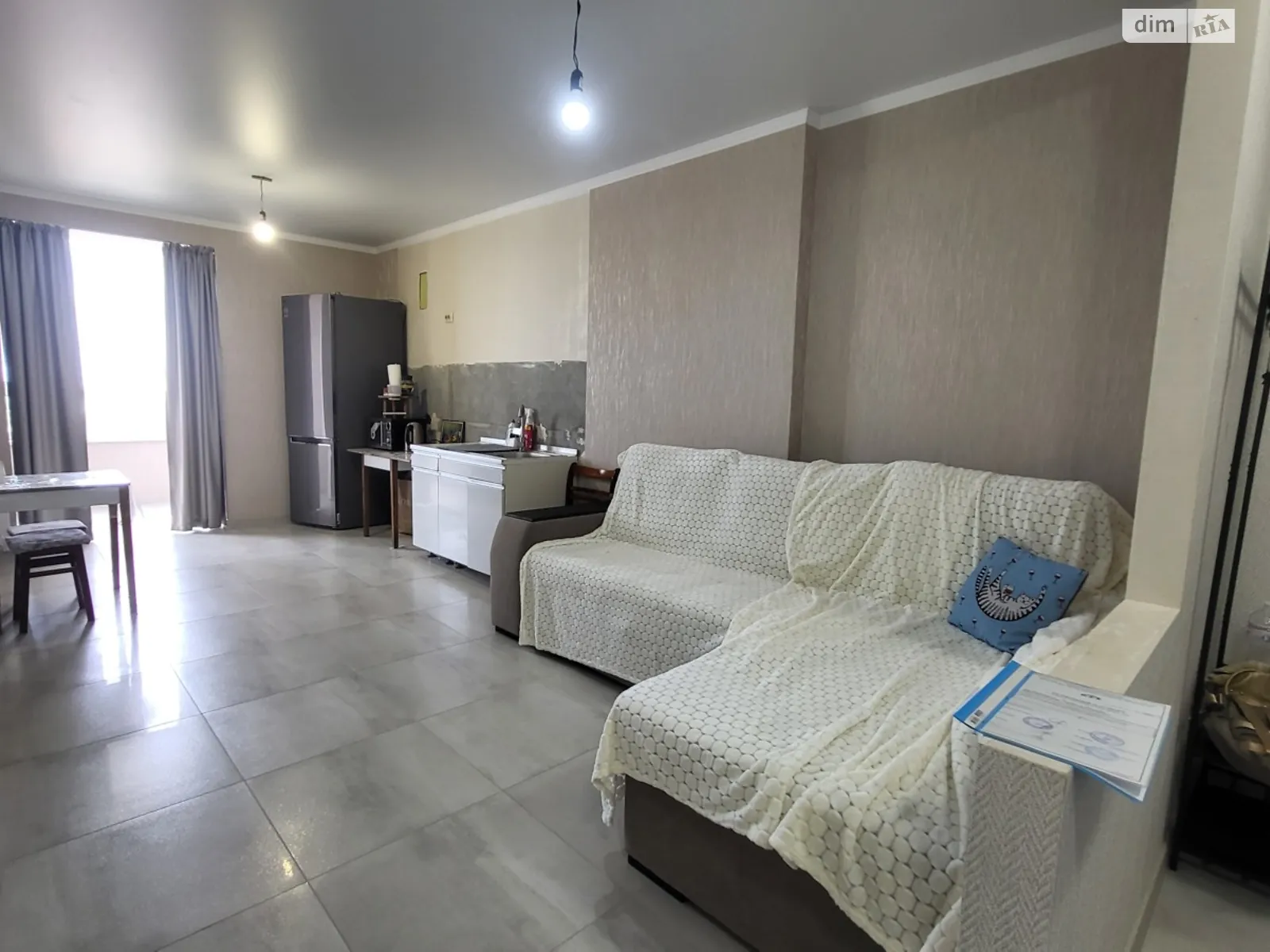 Продается 1-комнатная квартира 57 кв. м в Николаеве, ул. Космонавтов, 128Г - фото 1
