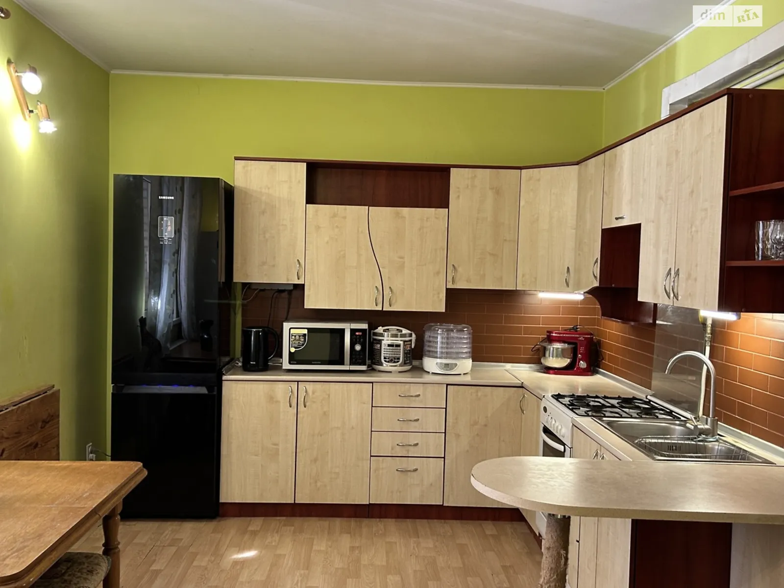 3-кімнатна квартира 129 кв. м у Луцьку, вул. Винниченка, 7 - фото 1