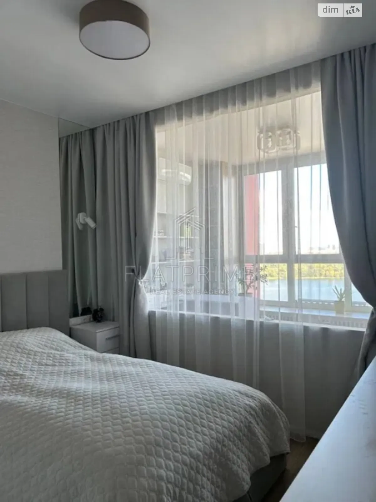 Продается 1-комнатная квартира 43 кв. м в Киеве, просп. Степана Бандеры, 32Д - фото 1