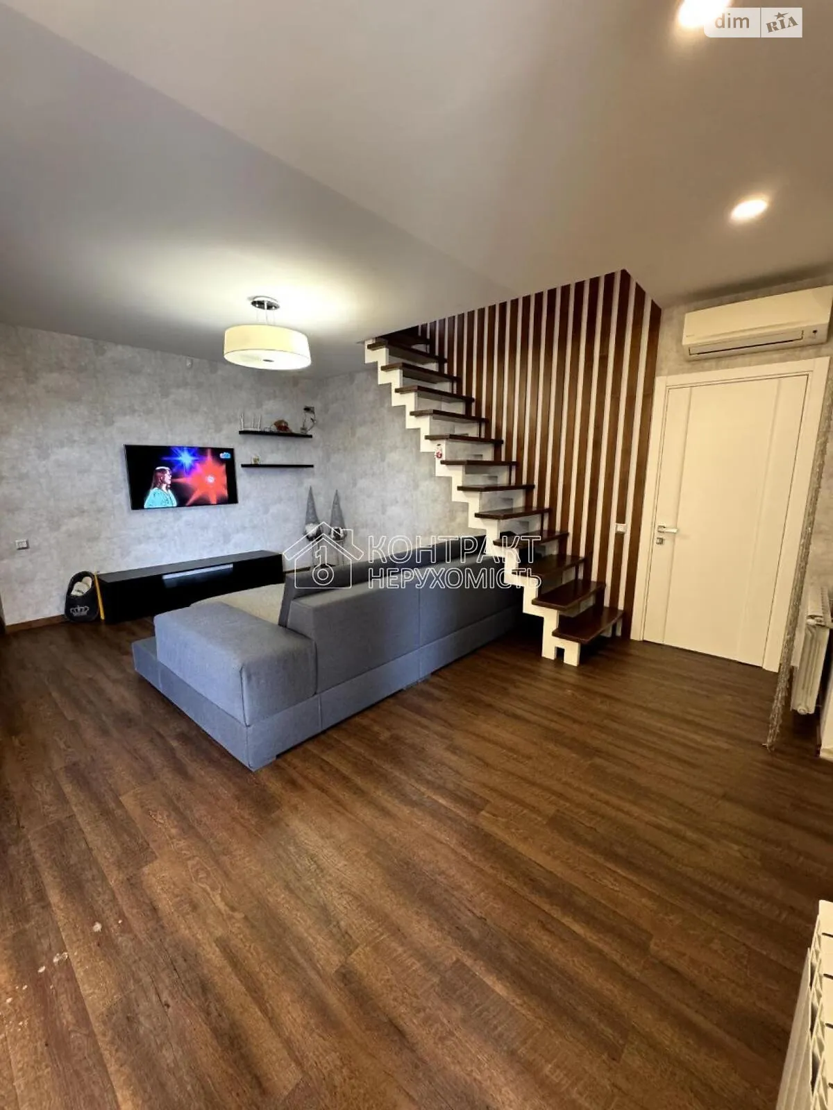 Продается 3-комнатная квартира 98.3 кв. м в Харькове, ул. Дача 55 - фото 1