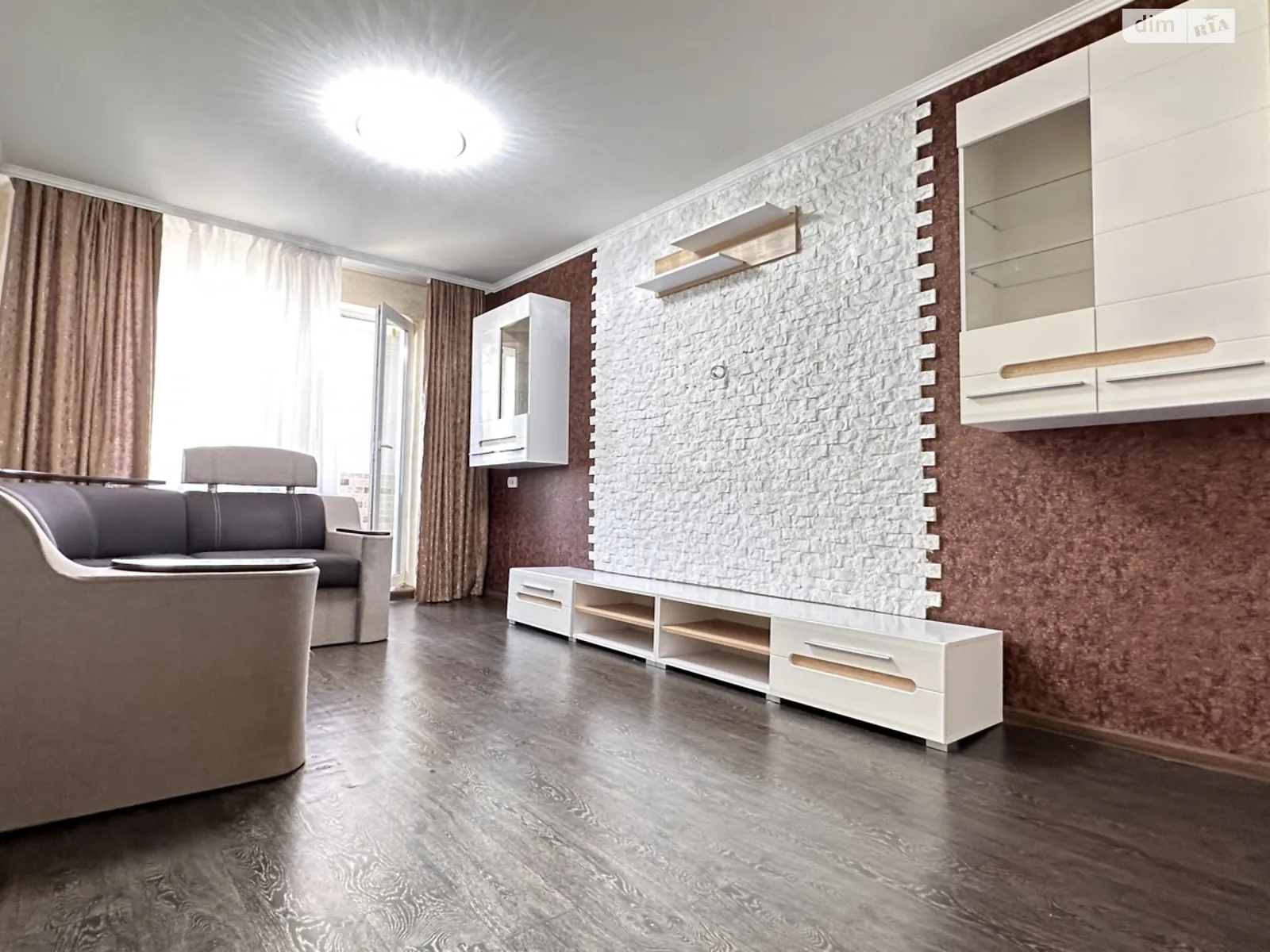 Продается 2-комнатная квартира 48.7 кв. м в Днепре, мас. Тополь-3 - фото 1