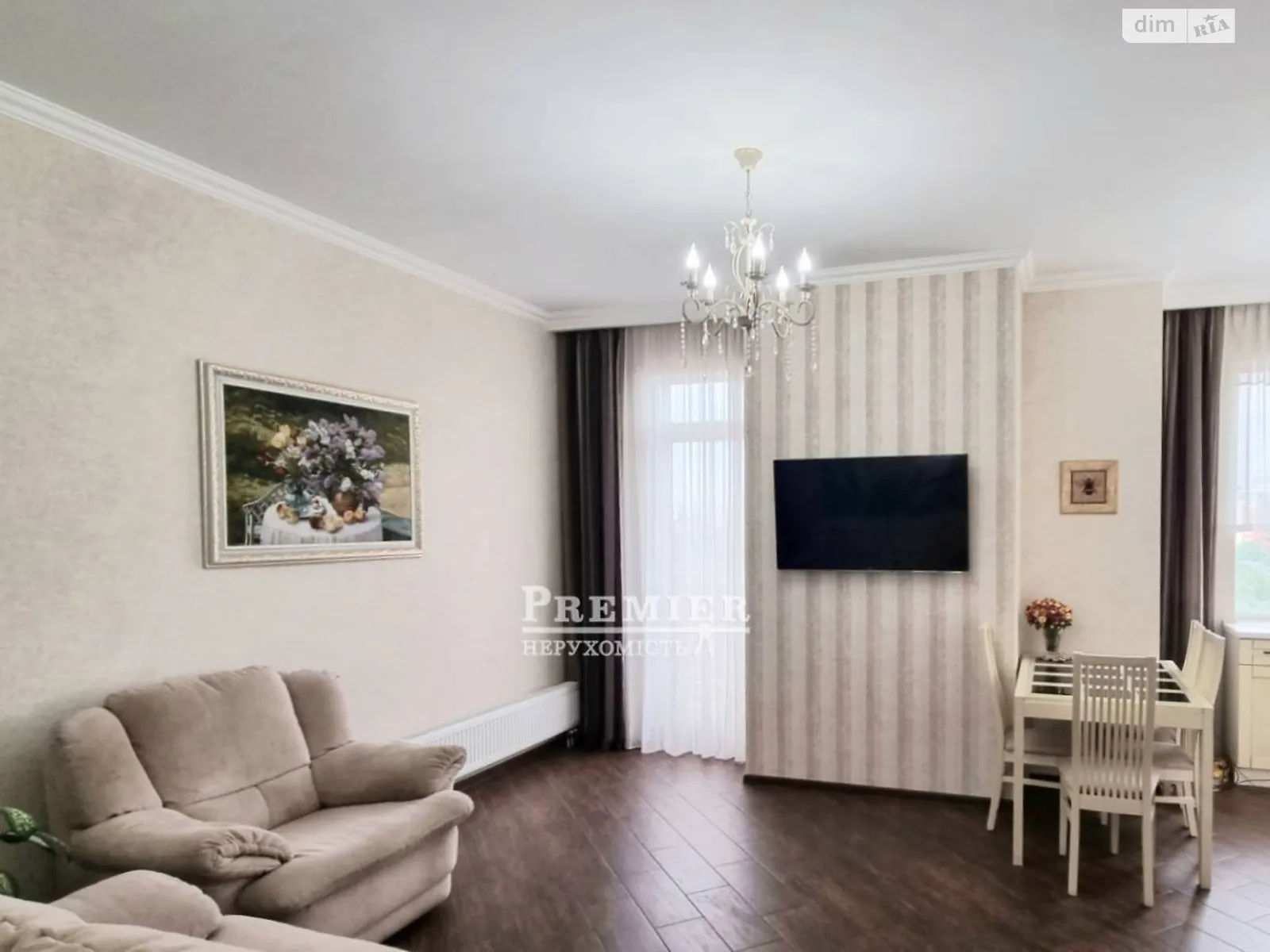 Продается 2-комнатная квартира 90.6 кв. м в Одессе, бул. Французский - фото 1