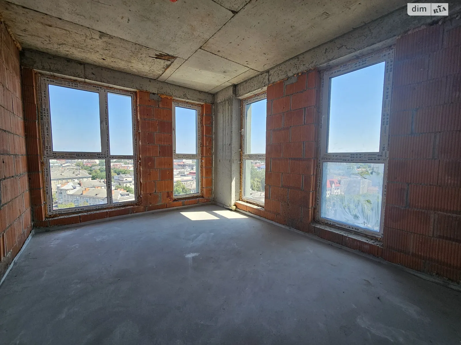 3-комнатная квартира 80 кв. м в, цена: 98000 $ - фото 1