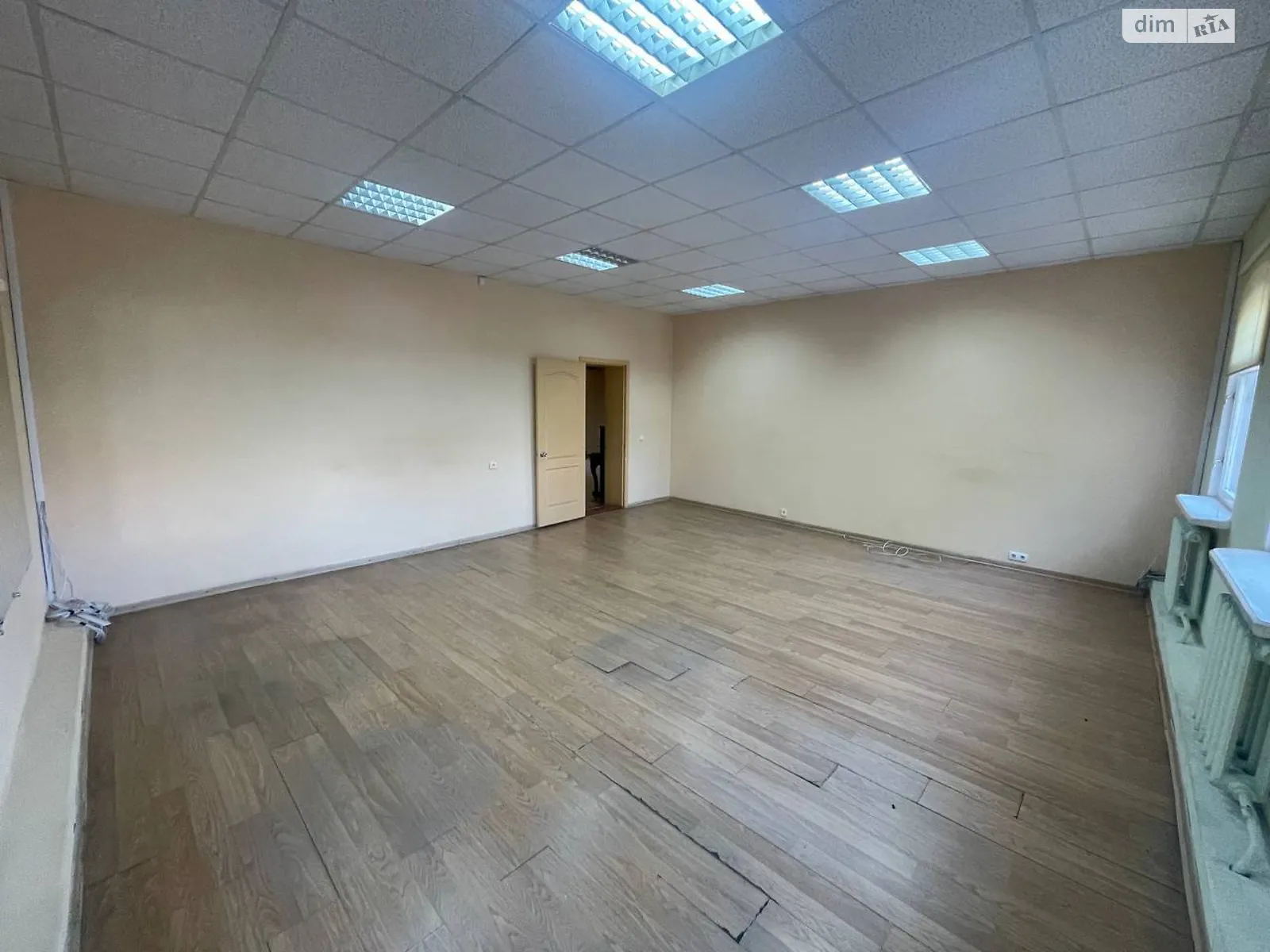 Сдается в аренду офис 300 кв. м в бизнес-центре, цена: 30000 грн - фото 1