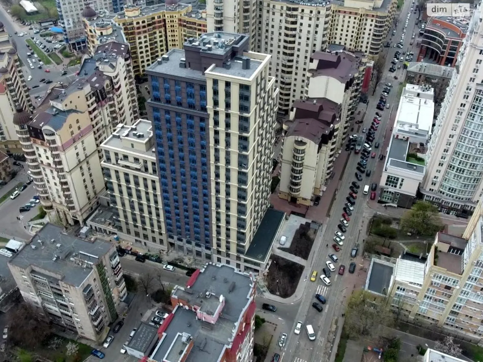 Продается офис 115 кв. м в бизнес-центре, цена: 280000 $ - фото 1