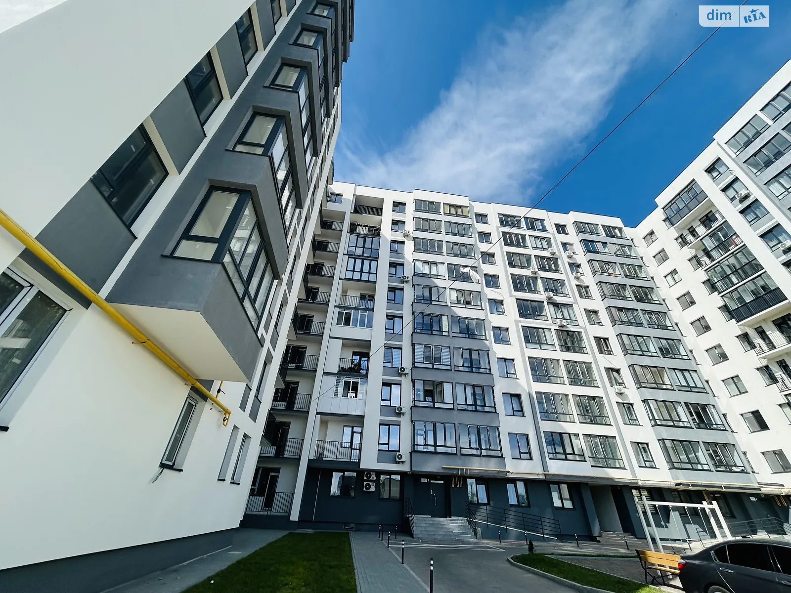 Продається 3-кімнатна квартира 78 кв. м у Львові, вул. Довга, 30 - фото 1