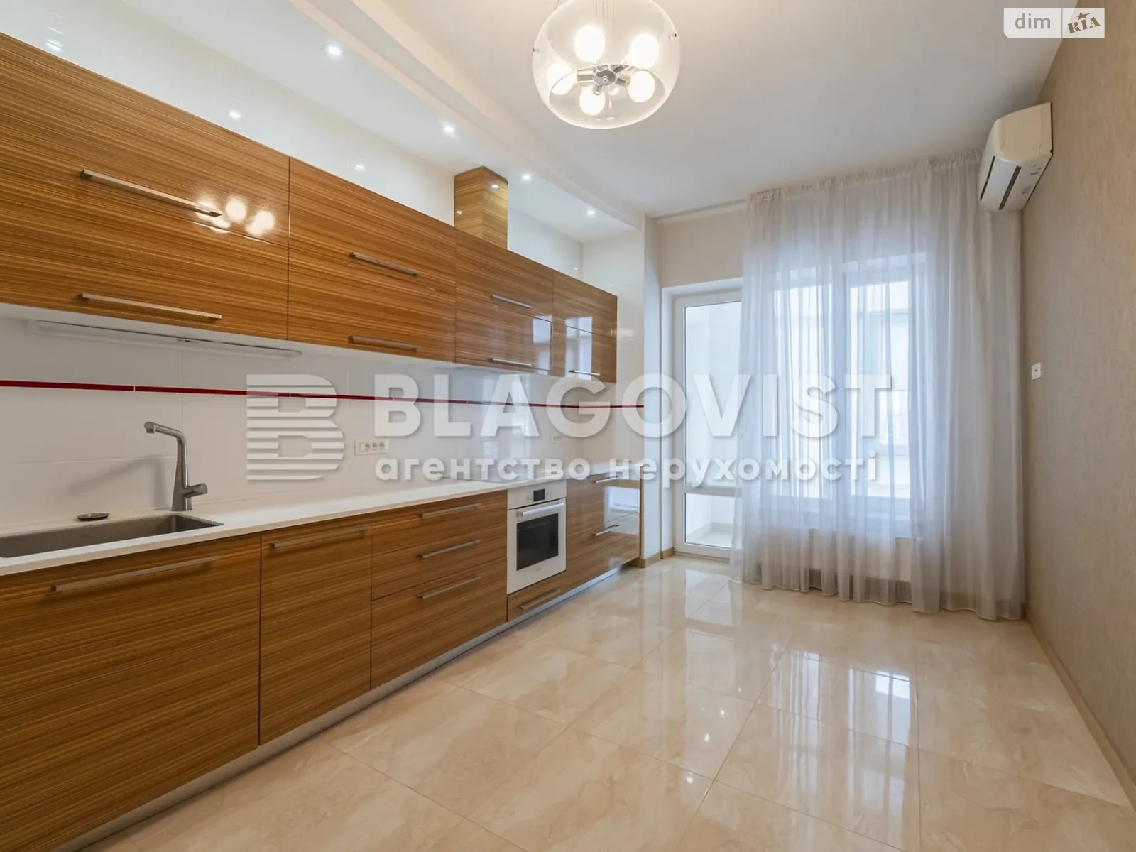 Продается 4-комнатная квартира 162 кв. м в Киеве, ул. Иоанна Павла II(Патриса Лумумбы), 6/1 - фото 1