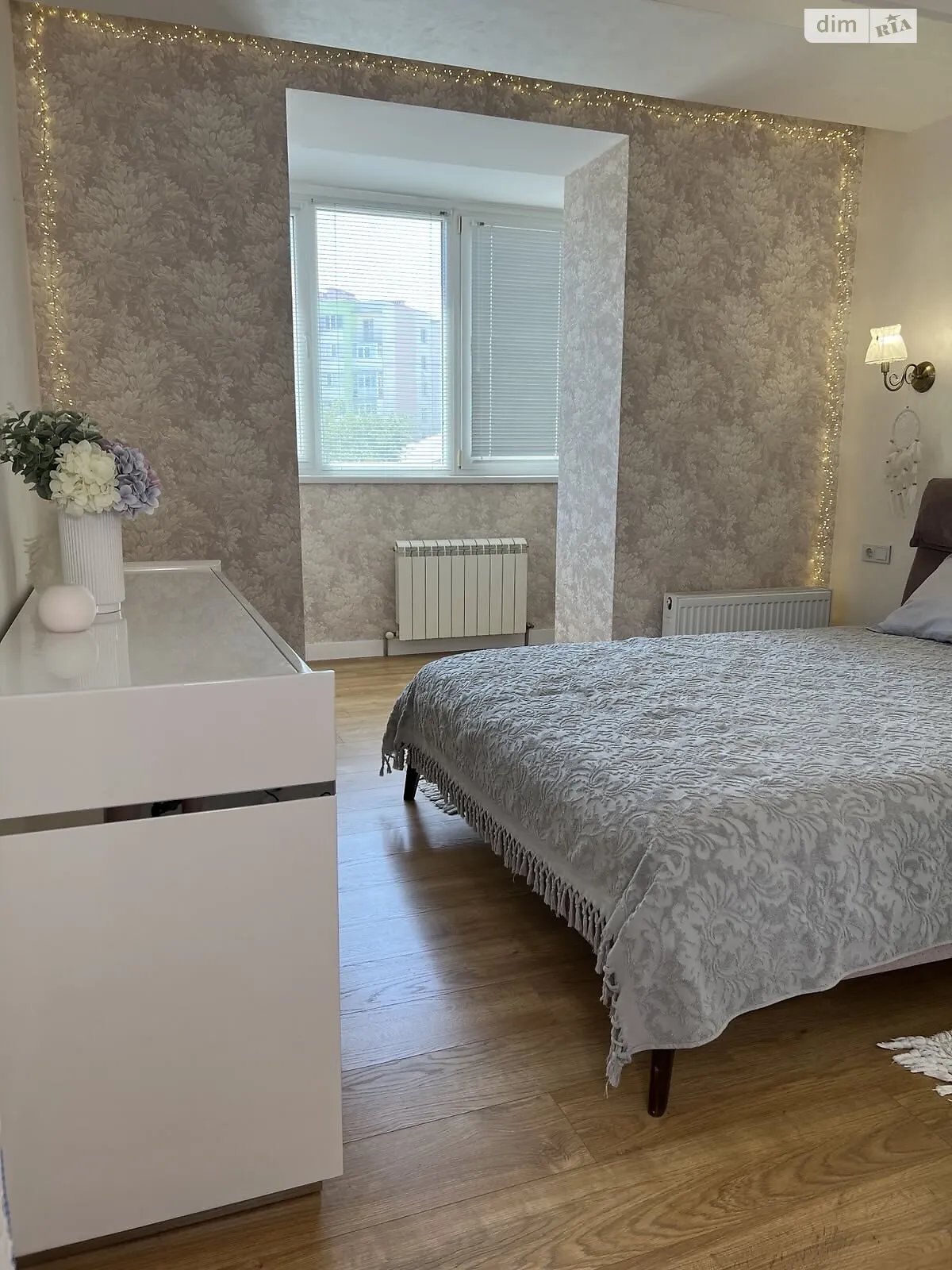 Продается 2-комнатная квартира 72.8 кв. м в, цена: 52000 $ - фото 1