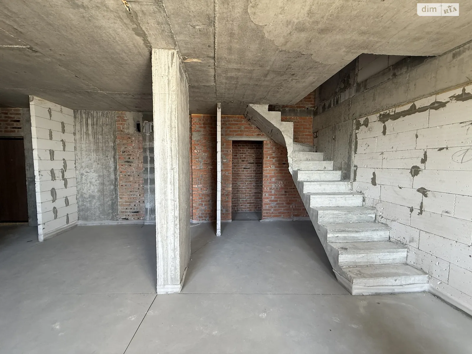 Продается 3-комнатная квартира 79.2 кв. м в Ирпене, ул. Университетская(Карла Маркса), 3/14 - фото 1