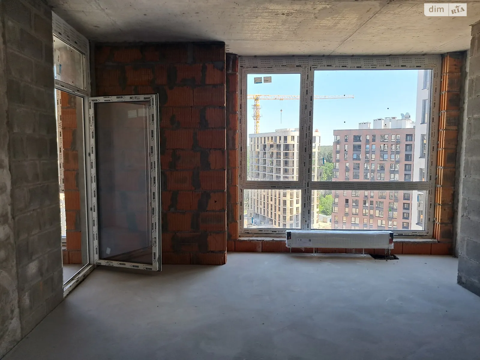 Продается 4-комнатная квартира 99 кв. м в Киеве, ул. Берковецкая, 4Д - фото 1