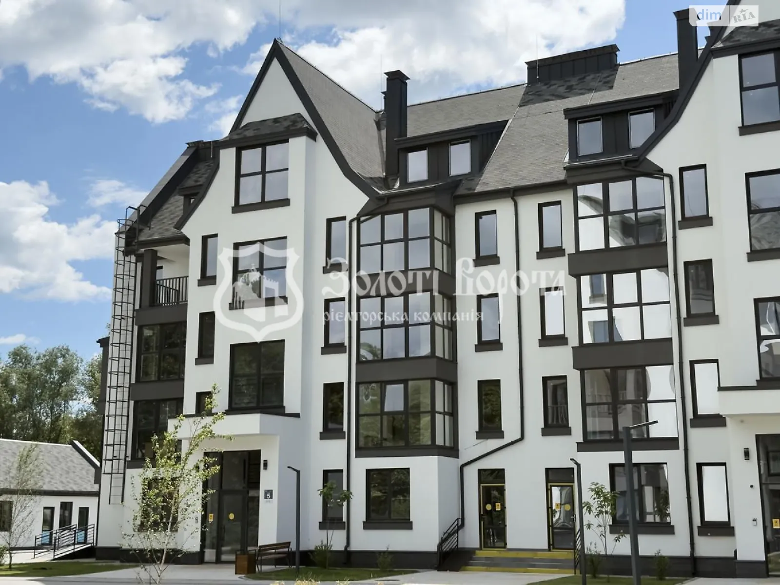 Продається 2-кімнатна квартира 96.2 кв. м у Зазим'ї, вул. Київська, 10К - фото 1