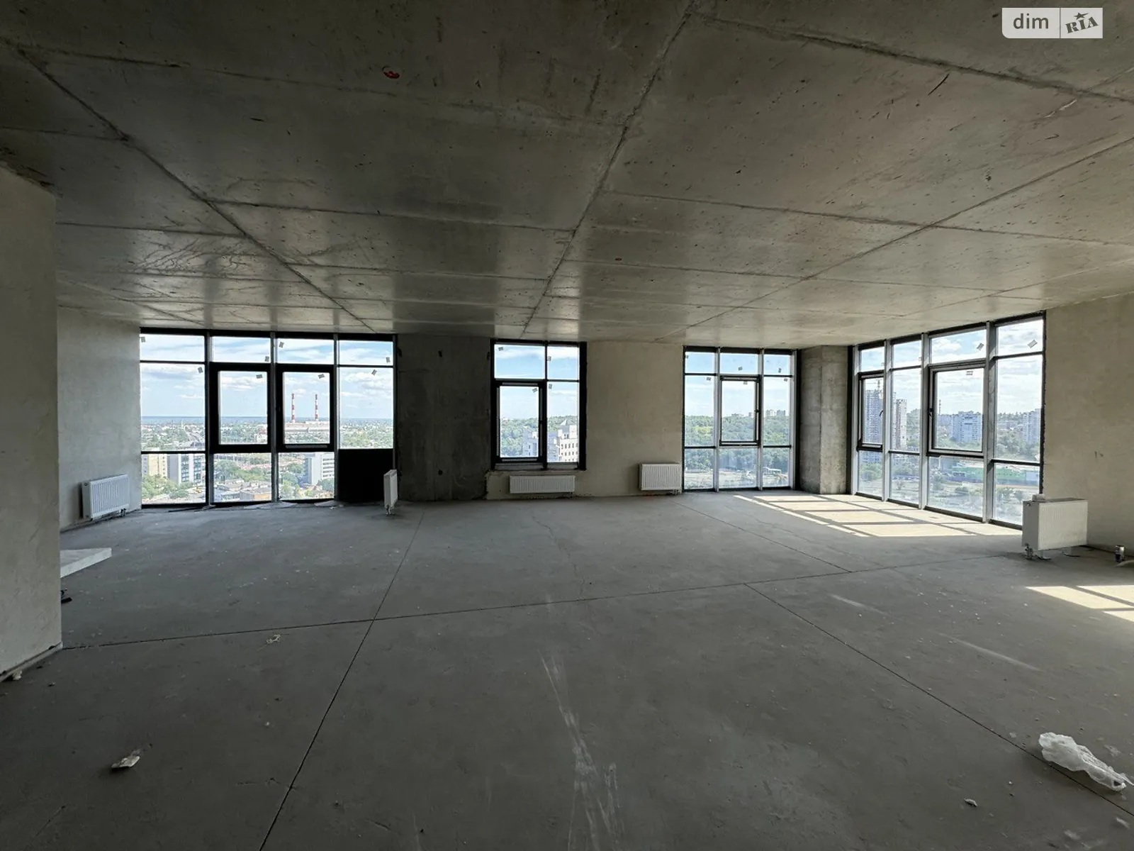 Продается 4-комнатная квартира 125.61 кв. м в Киеве, ул. Андрея Верхогляда(Драгомирова), 17В - фото 1