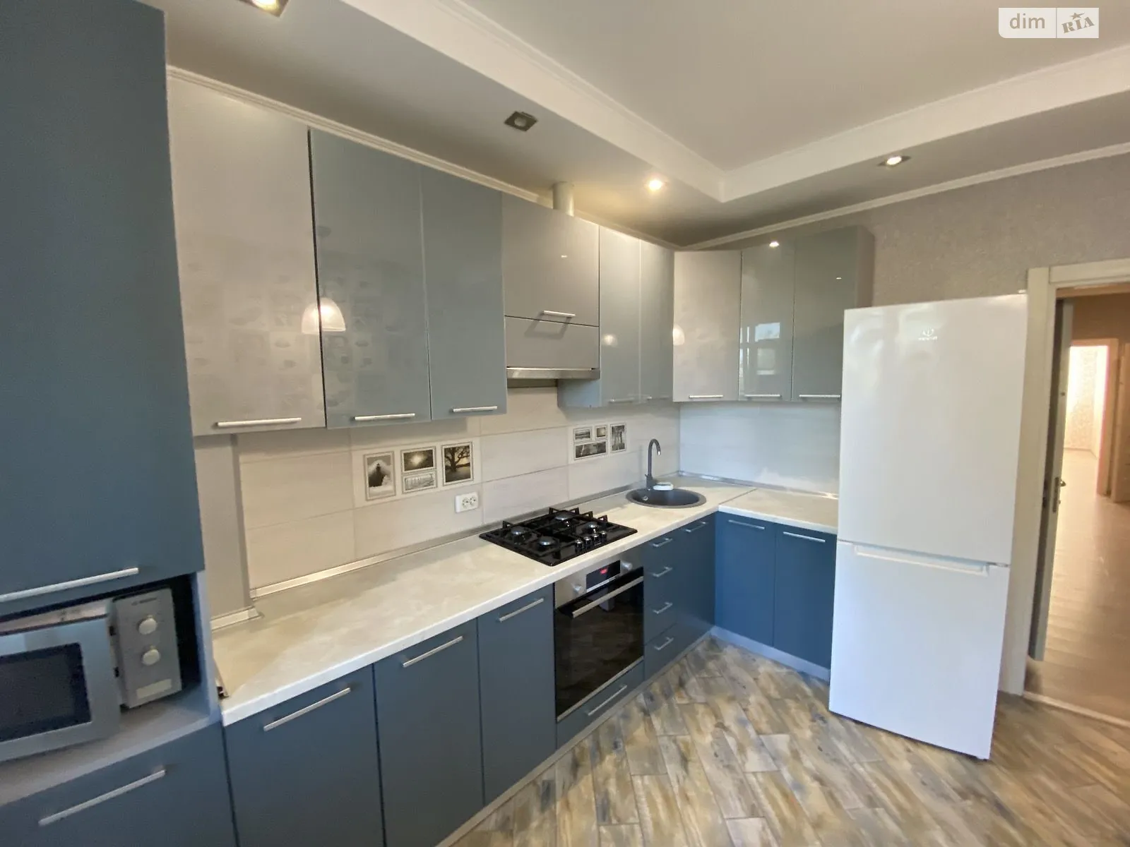 Продается 2-комнатная квартира 70 кв. м в Рассошенцах, ул. Перспективная - фото 1