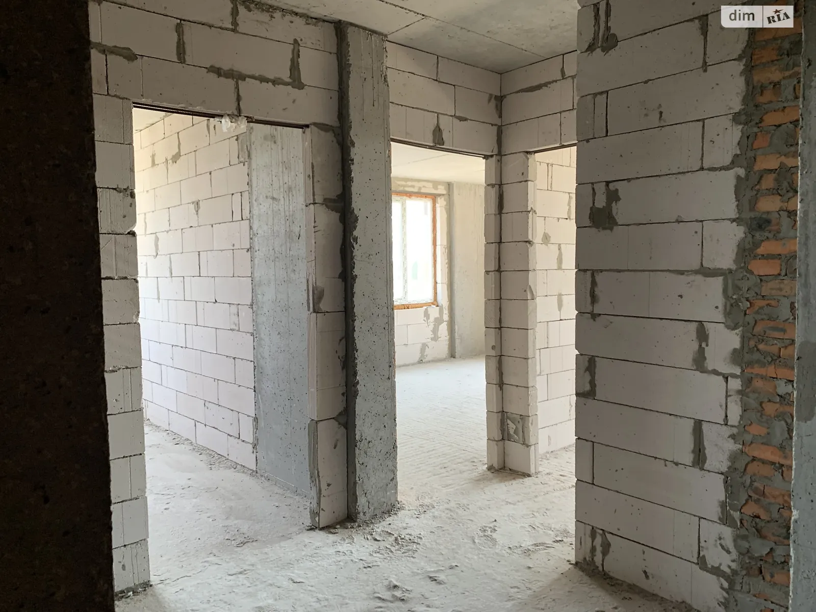 Продается 2-комнатная квартира 67.1 кв. м в Ирпене, ул. Литературная(Чехова), 27 - фото 1