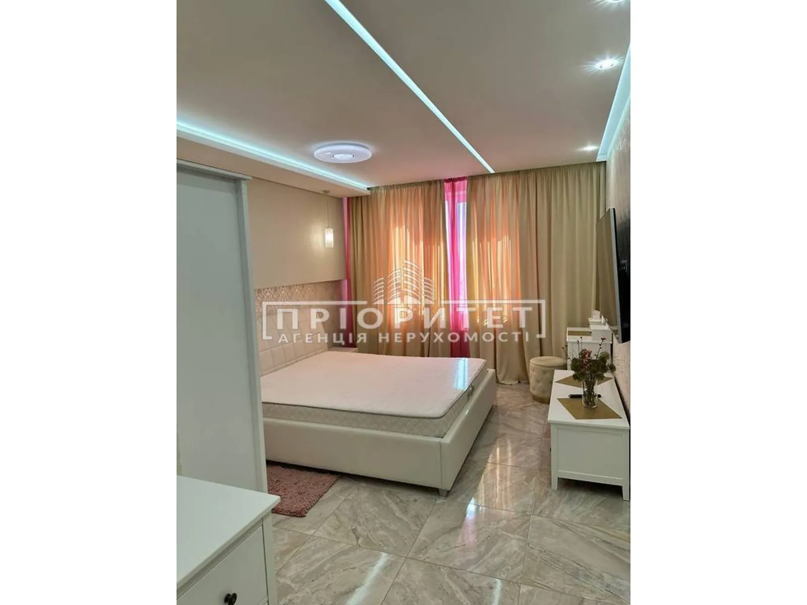 Продается 2-комнатная квартира 68.4 кв. м в Лиманке, просп. Полковника Гуляева(Маршала Жукова), 111 - фото 1