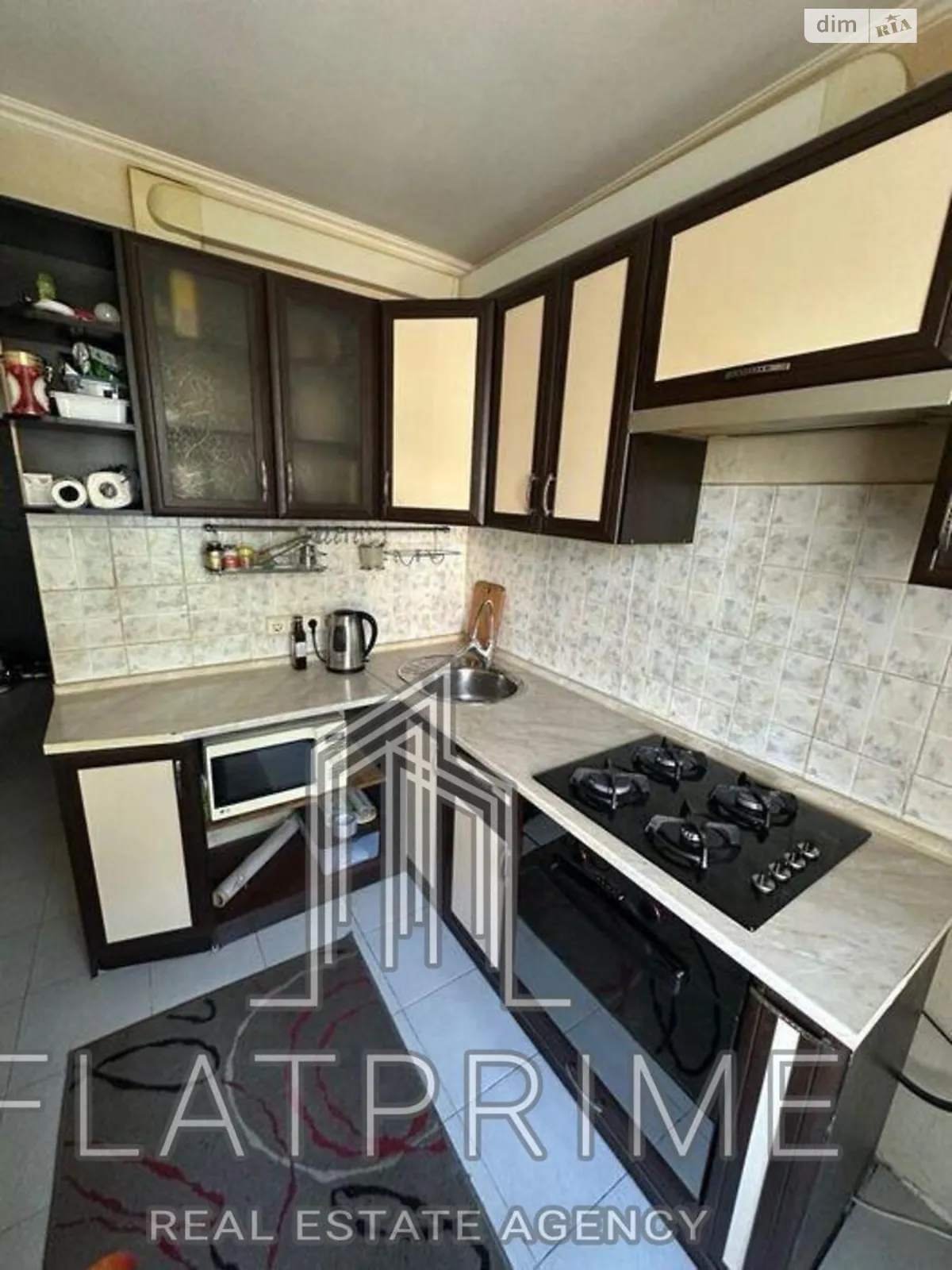 Продается 1-комнатная квартира 40 кв. м в Киеве, ул. Жилянская, 76 - фото 1