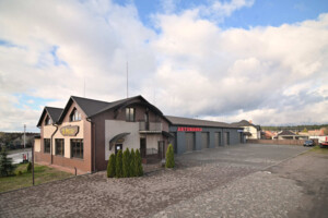 Продаж комерційного приміщення, Рівненська, Сарни, Вишнева вулиця, буд. 58А