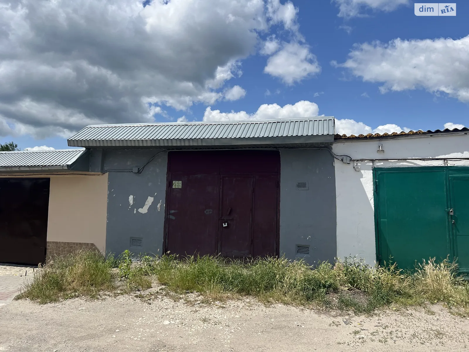 Продается отдельно стоящий гараж под легковое авто на 39 кв. м, цена: 8100 $ - фото 1