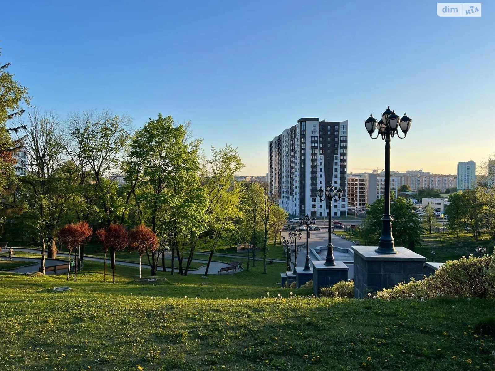 Продається 3-кімнатна квартира 81.7 кв. м у Харкові, вул. Ботанічна, 2 - фото 1