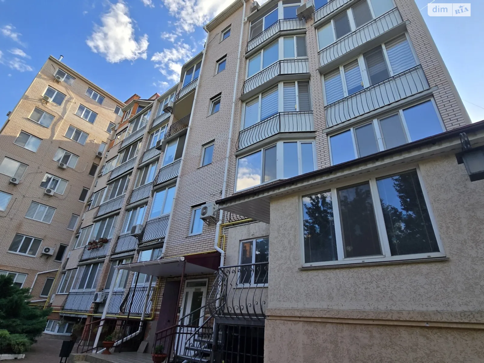 Продается 2-комнатная квартира 88.5 кв. м в Николаеве, ул. Кузнецкая, 56А - фото 1