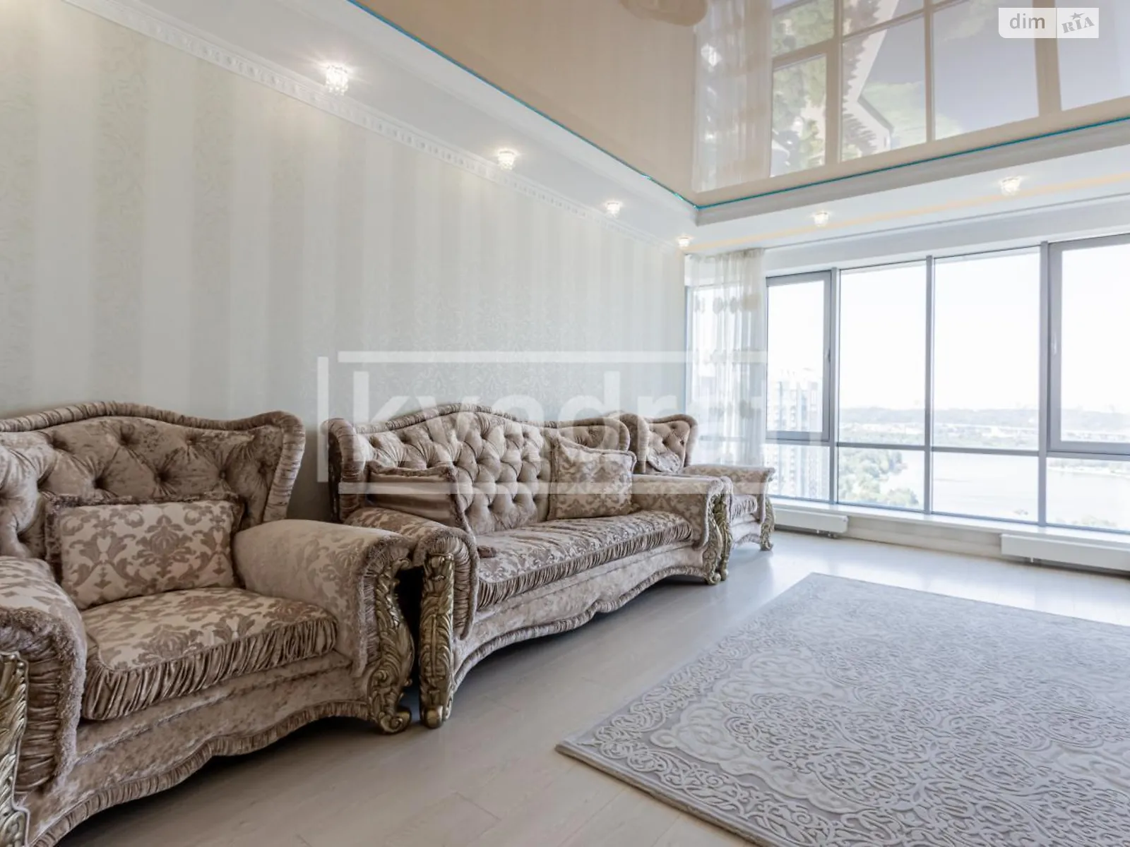 Продается 2-комнатная квартира 86 кв. м в Киеве, наб. Днепровская, 14Б - фото 1