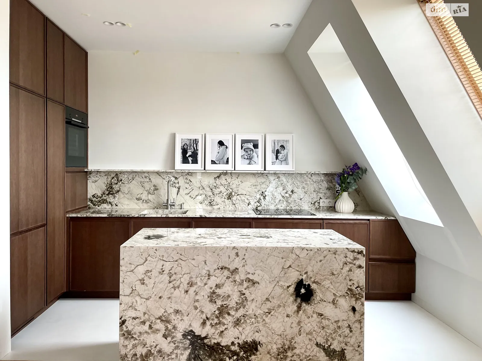 Продається 2-кімнатна квартира 76.5 кв. м у Києві, вул. Березнева, 14Б - фото 1