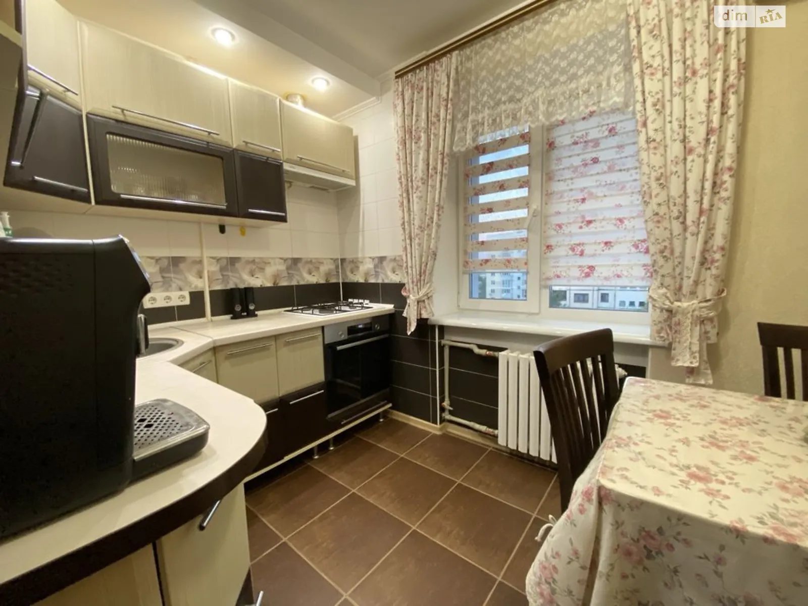 Продается 2-комнатная квартира 54.8 кв. м в Полтаве, ул. Украинской Повстанской Армии(Ватутина) - фото 1