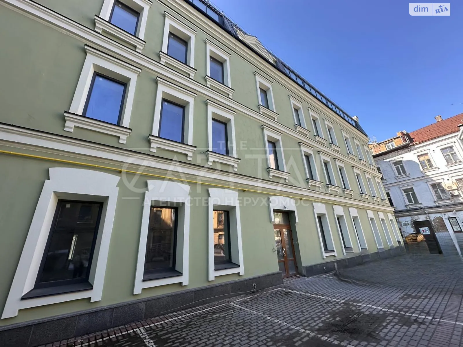 Здається в оренду офіс 2000 кв. м в бізнес-центрі, цена: 40000 $ - фото 1