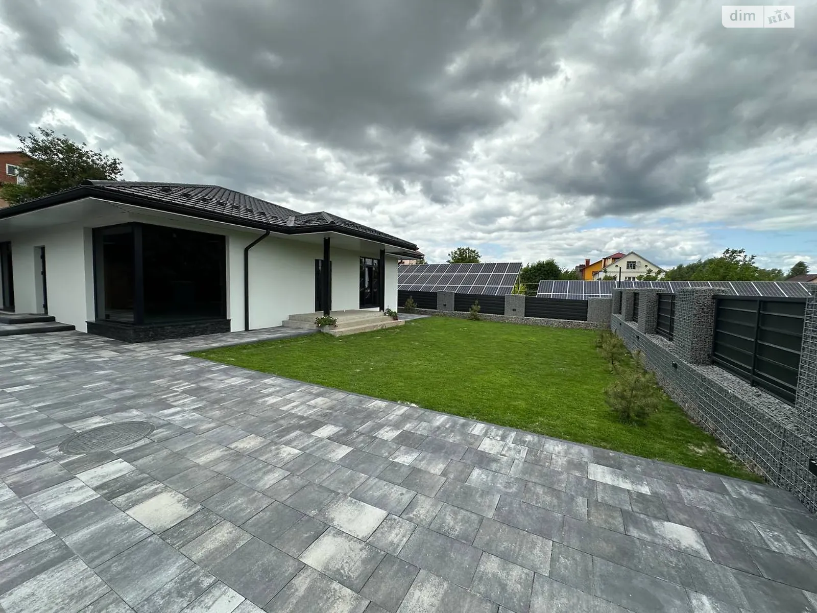 Продается одноэтажный дом 113 кв. м с террасой, цена: 138000 $ - фото 1