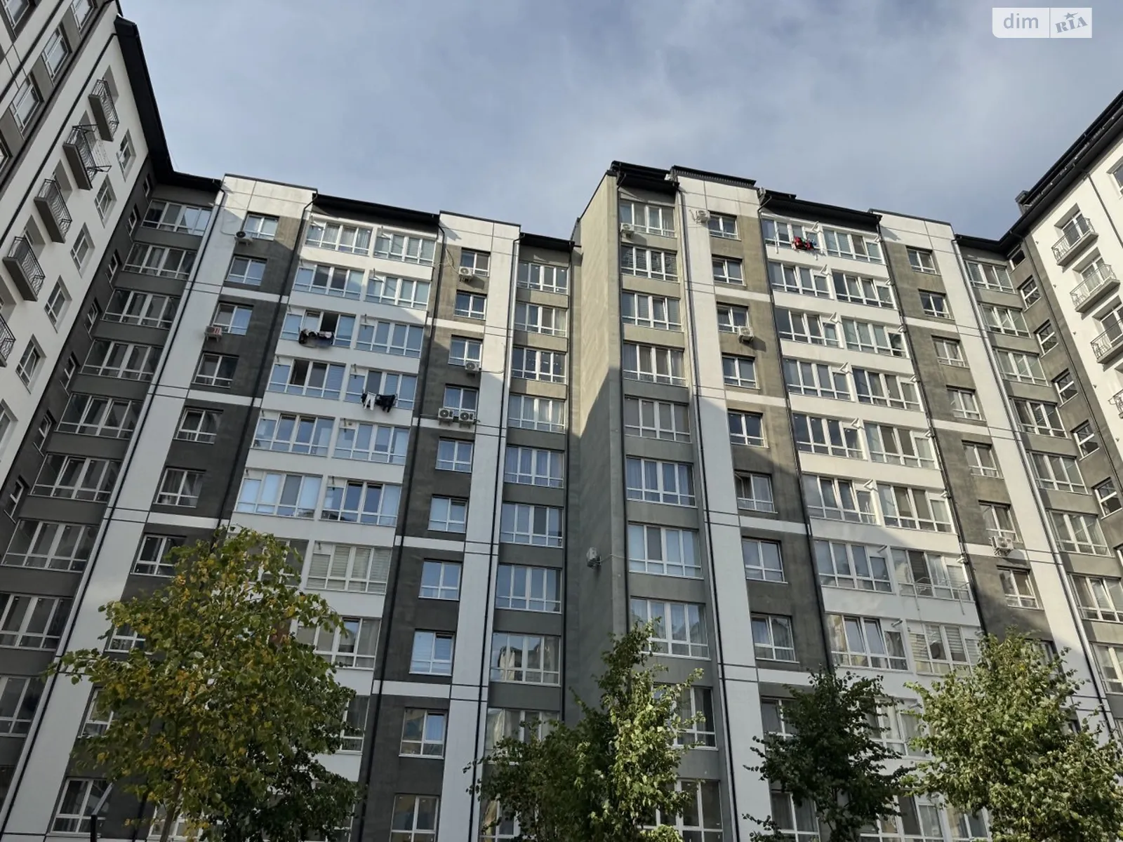 Продается 2-комнатная квартира 62.1 кв. м в Ивано-Франковске, ул. Довженко А., 21А - фото 1