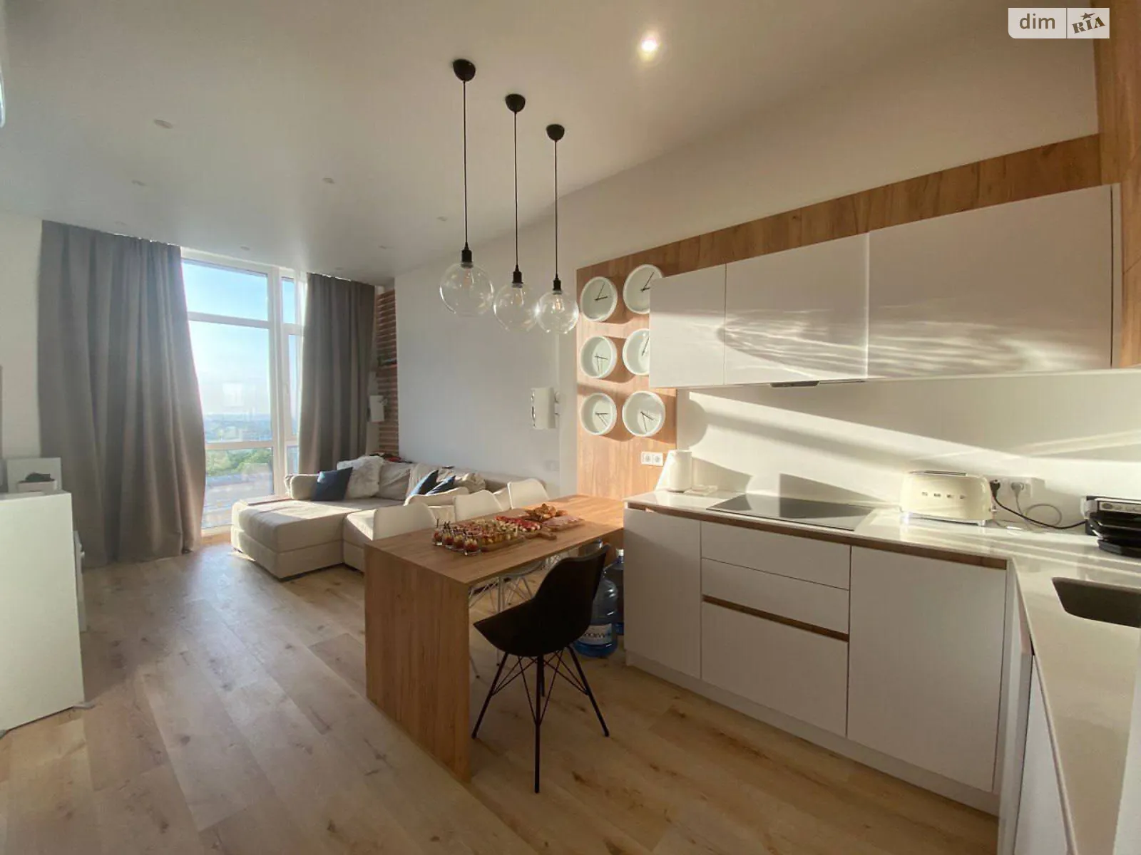 Продается 1-комнатная квартира 53.8 кв. м в Днепре, ул. Кулишивська, 28 - фото 1