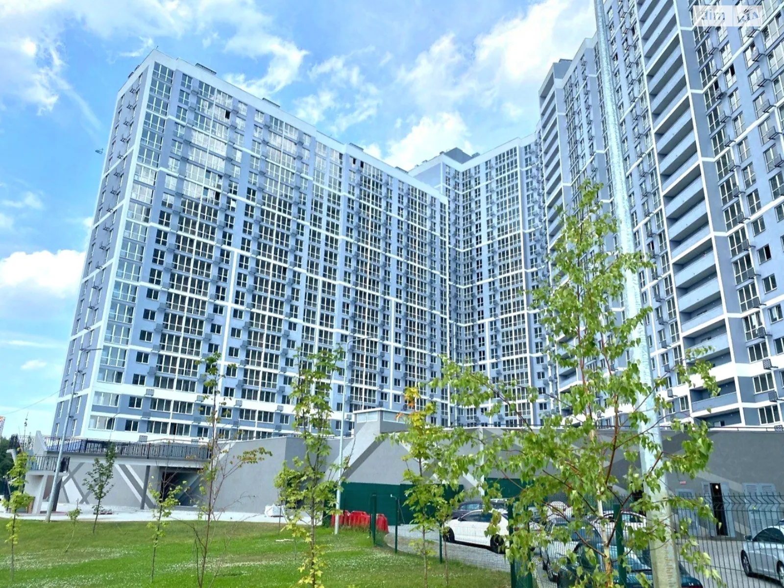 Продается 3-комнатная квартира 83.5 кв. м в Киеве, ул. Ревуцкого, 40Б - фото 1