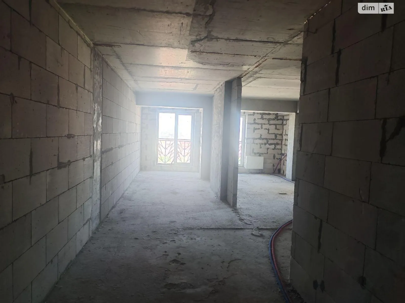 Продается 1-комнатная квартира 67.8 кв. м в Киеве, ул. Нижний Вал, 27 - фото 1