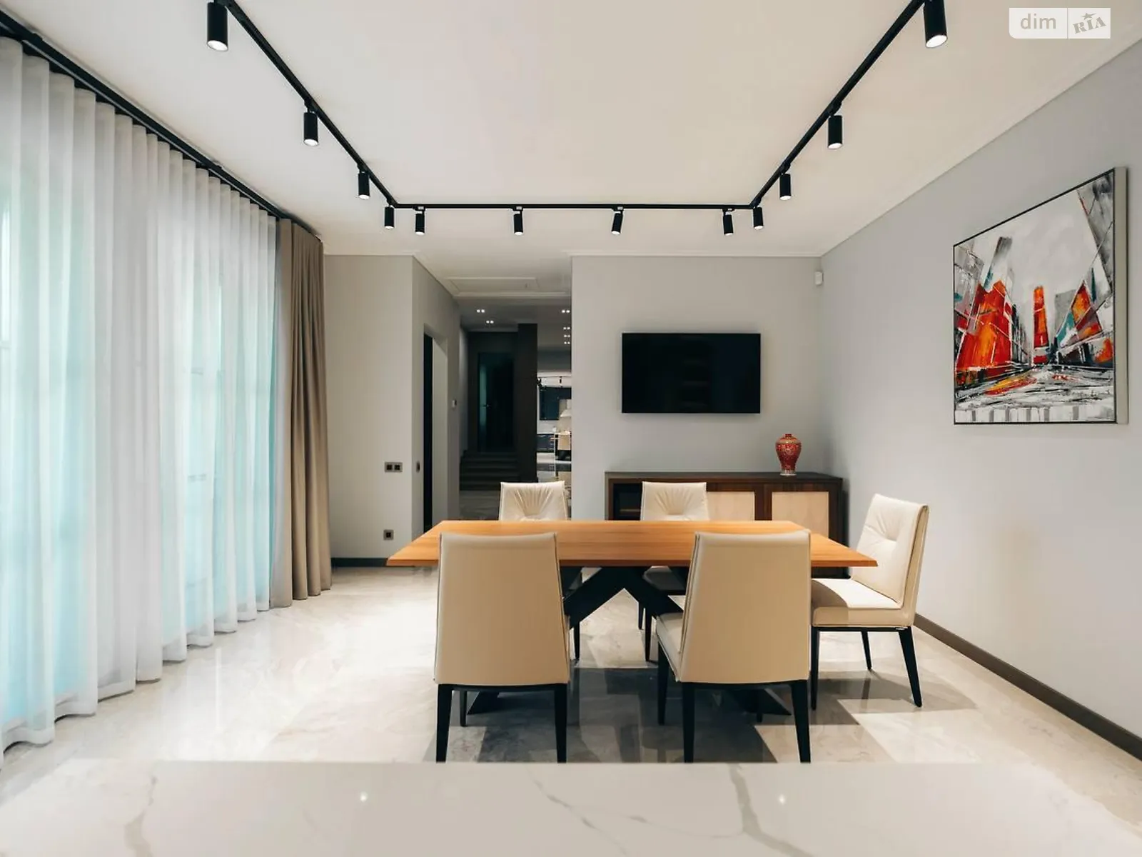 Продается дом на 2 этажа 420 кв. м с бассейном, цена: 900000 $ - фото 1