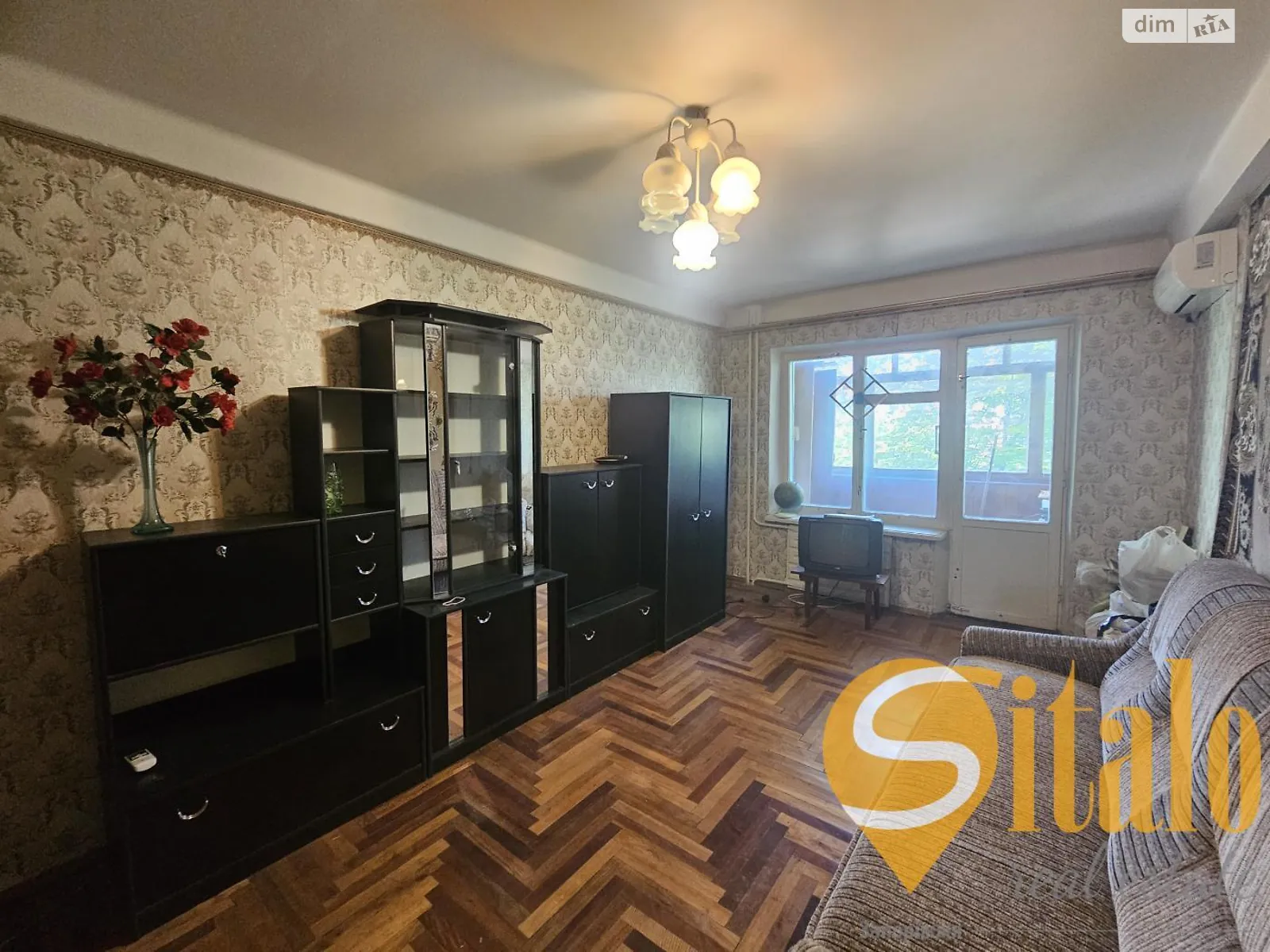 3-комнатная квартира 69 кв. м в Запорожье, ул. Василия Сергиенко - фото 1