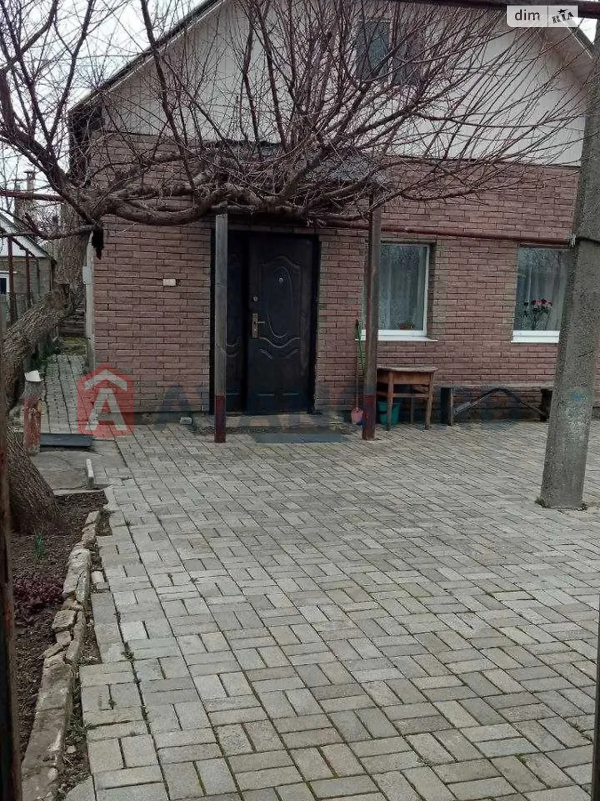 Продается дом на 2 этажа 53 кв. м с садом, цена: 19500 $ - фото 1