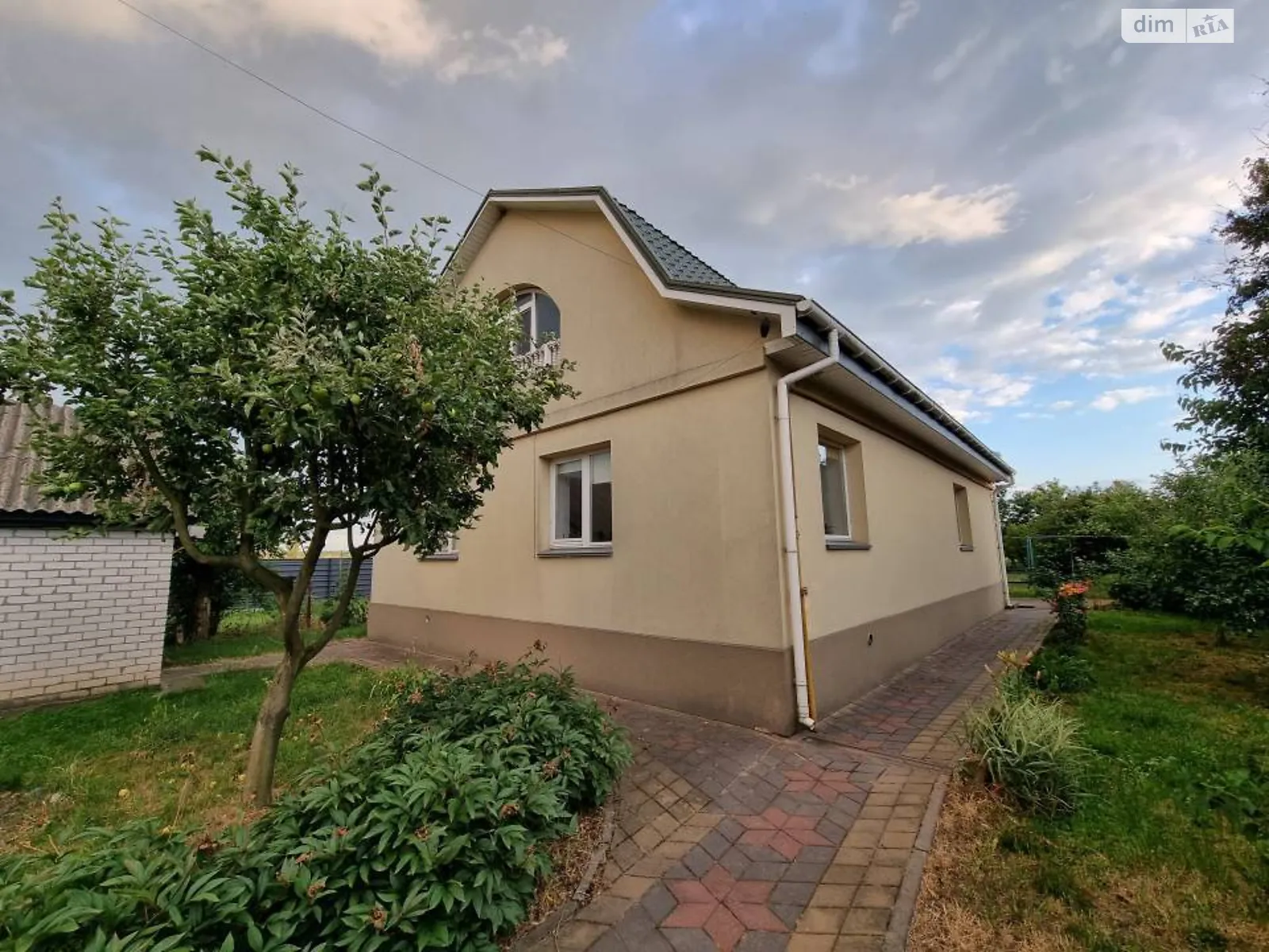Продается дом на 2 этажа 149 кв. м с мансардой, цена: 130000 $ - фото 1