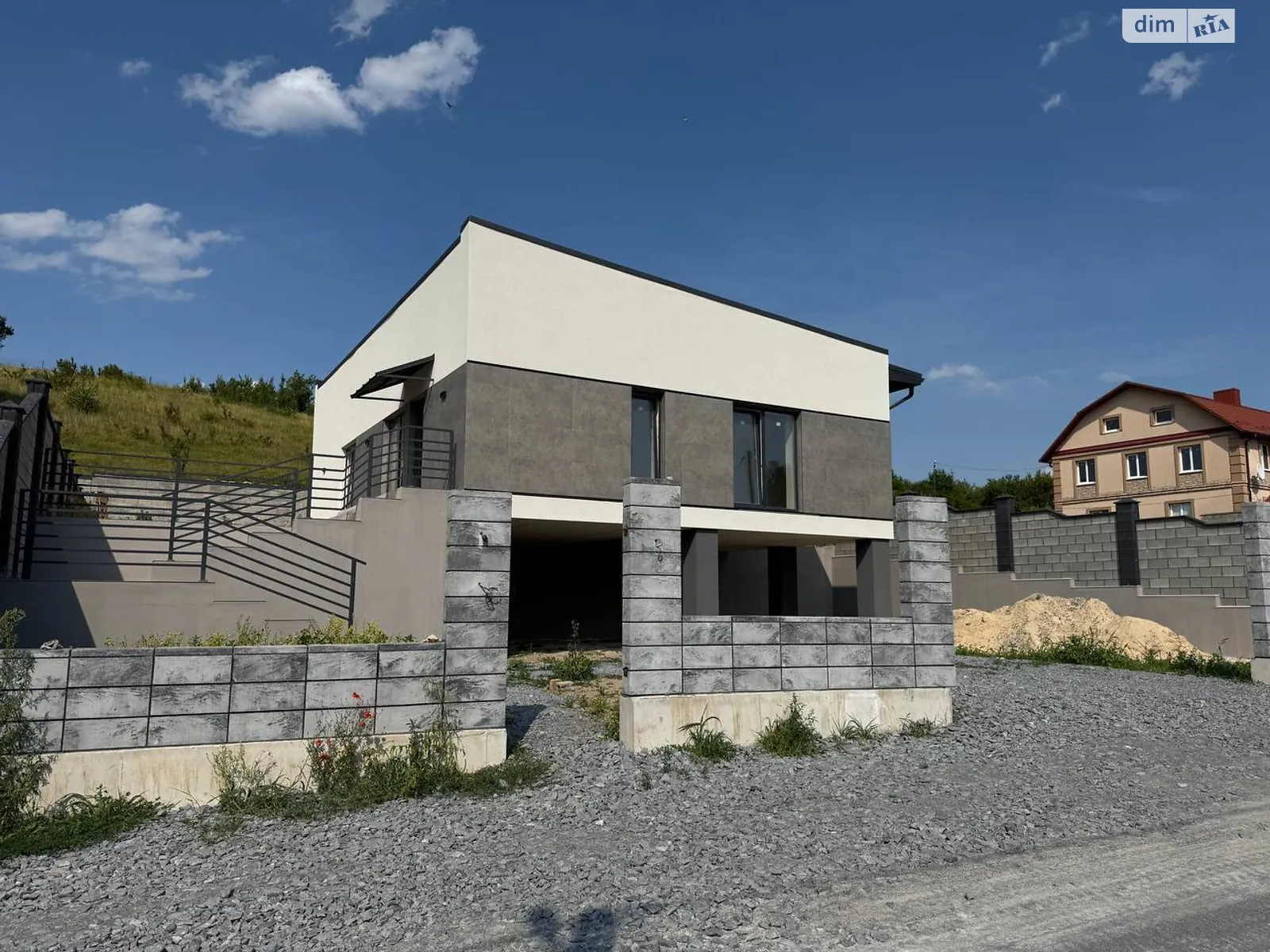 Продается одноэтажный дом 104 кв. м с бассейном, цена: 98000 $ - фото 1