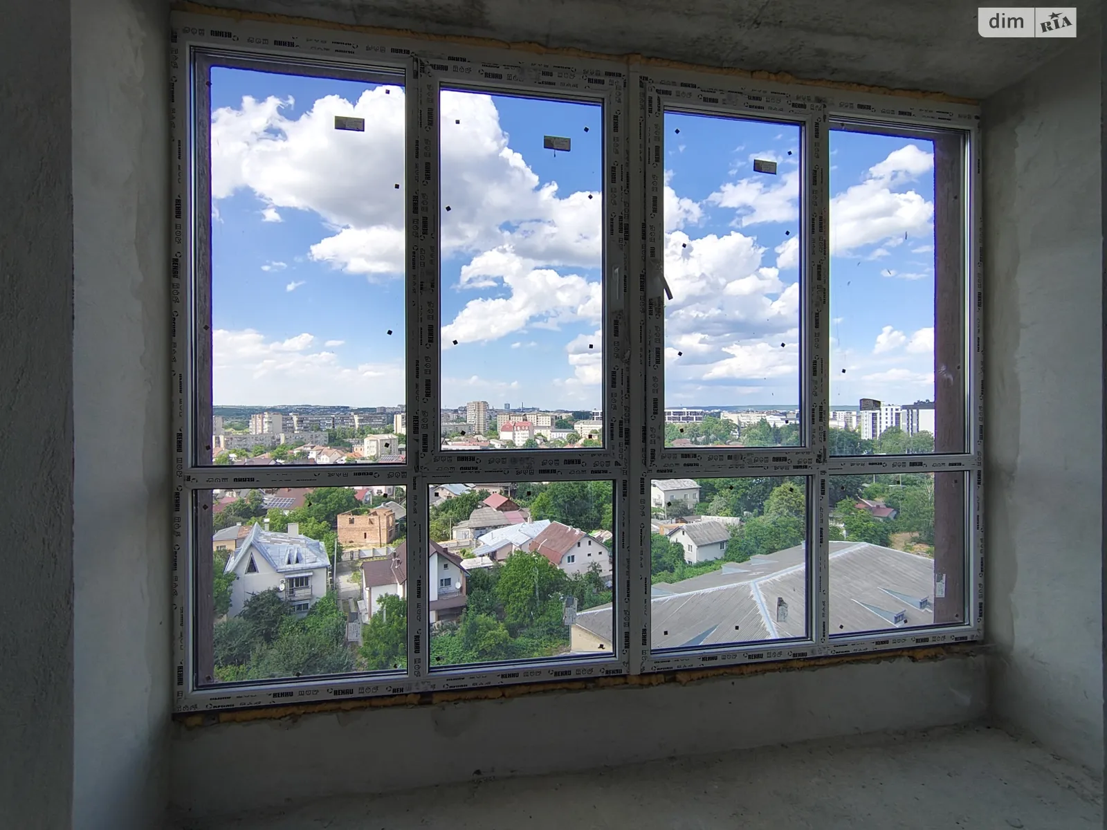 Продається 2-кімнатна квартира 56 кв. м у Івано-Франківську, вул. Ленкавського, 22 - фото 1