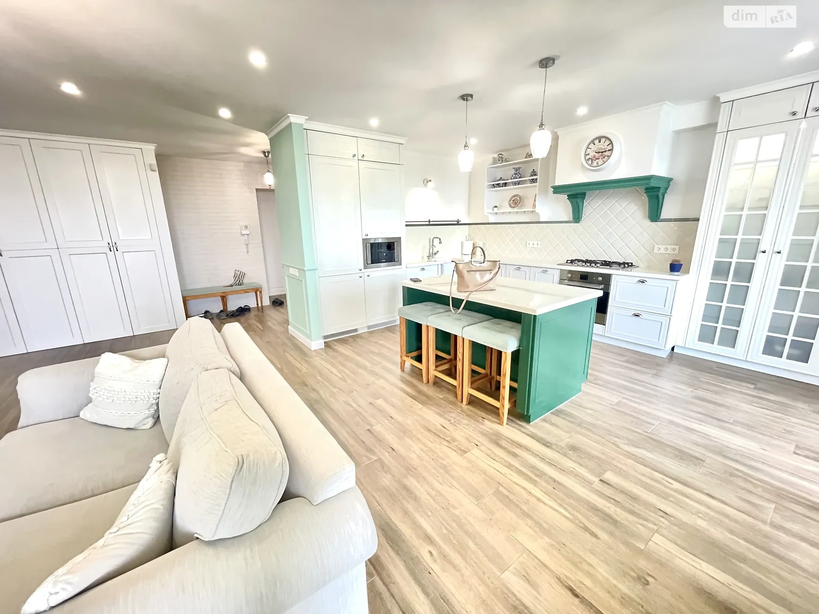 3-комнатная квартира 124 кв. м в Тернополе, ул. Котляревского, 69 - фото 1